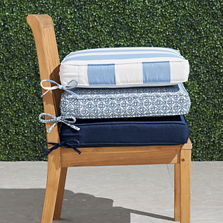 Frontgate Metropolitan Outdoor Sofa chair Cushions SUNBRELLA blue dot pom 25x29 
