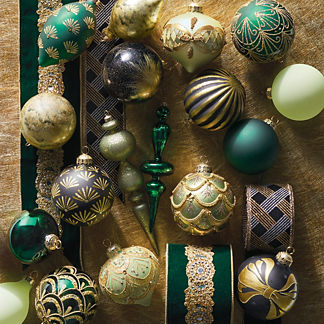 Emerald Nouveau 30-piece Ornament Collection