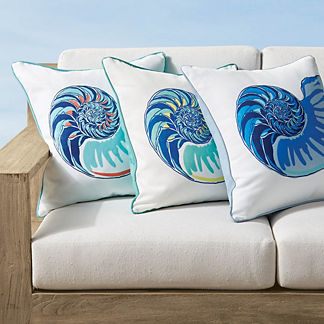 Summer Shell Indoor/Outdoor Pillow Cover