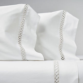 Giselle Lace Sateen Pillowcases