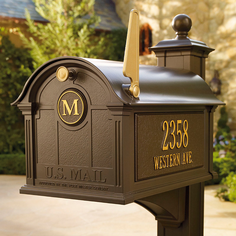 Frontgate Balmoral Mailbox