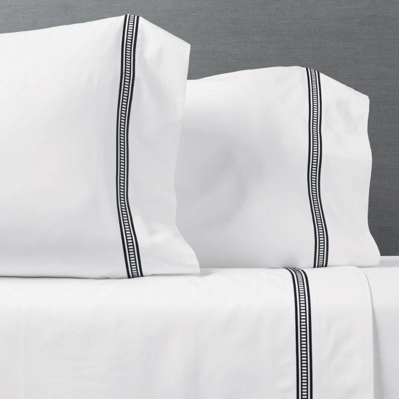 Frontgate Ladder Stitch Sateen Sheet Set In Solid Navy