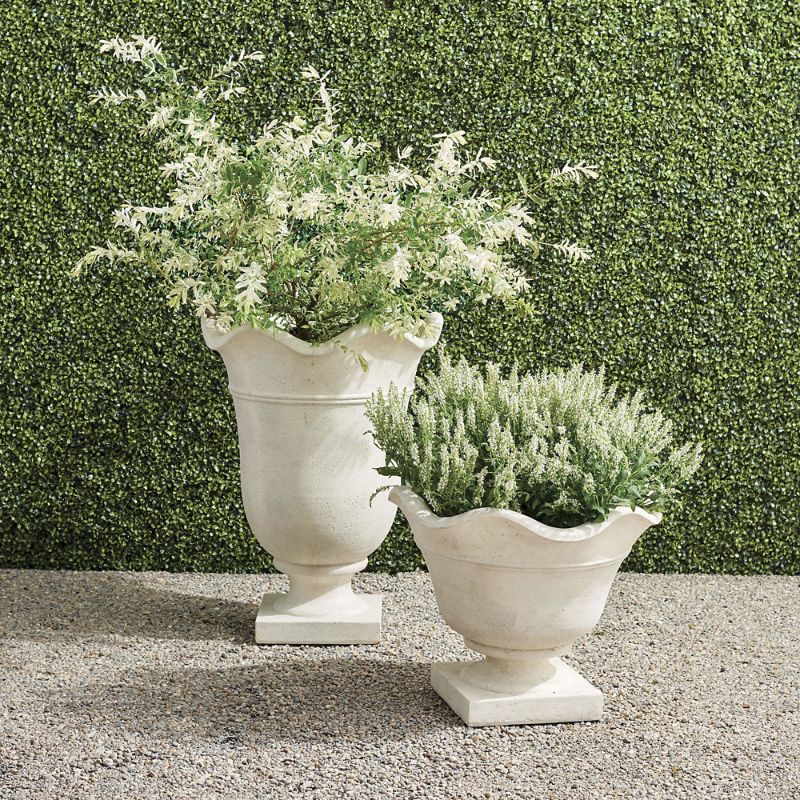 FRONTGATE SET OF 2 RAFAELA PLANTERS
