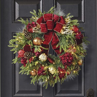 Regal Splendor Wreath