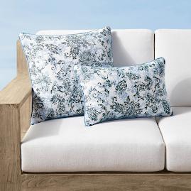 Sarasa Floral Indoor/Outdoor Pillow