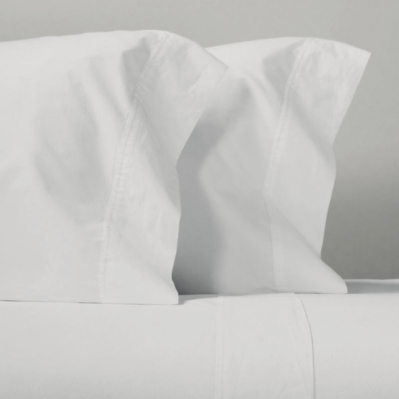 Frontgate Classic Pintuck Pillowcases In White