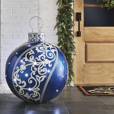 LED Swirl Scroll Yard Ornament