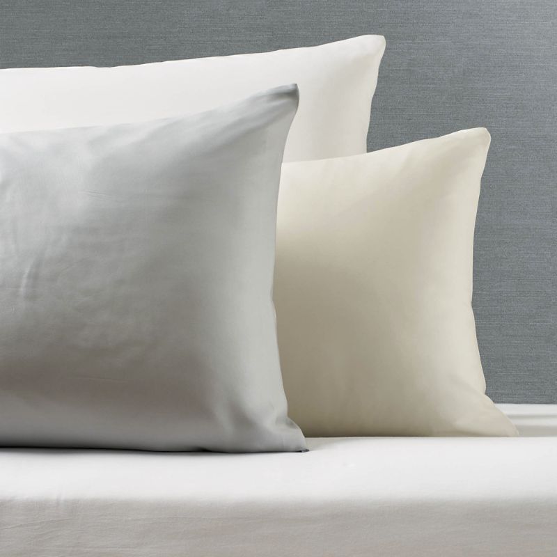 Frontgate Mulberry Silk Pillowcase By Melange Home In White