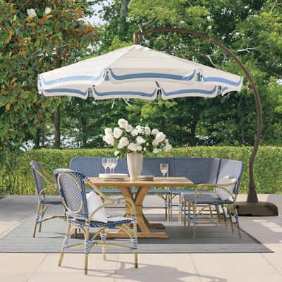 Noella Cantilever Umbrella