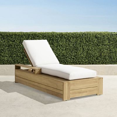 Boretto Chaise in Natural Teak