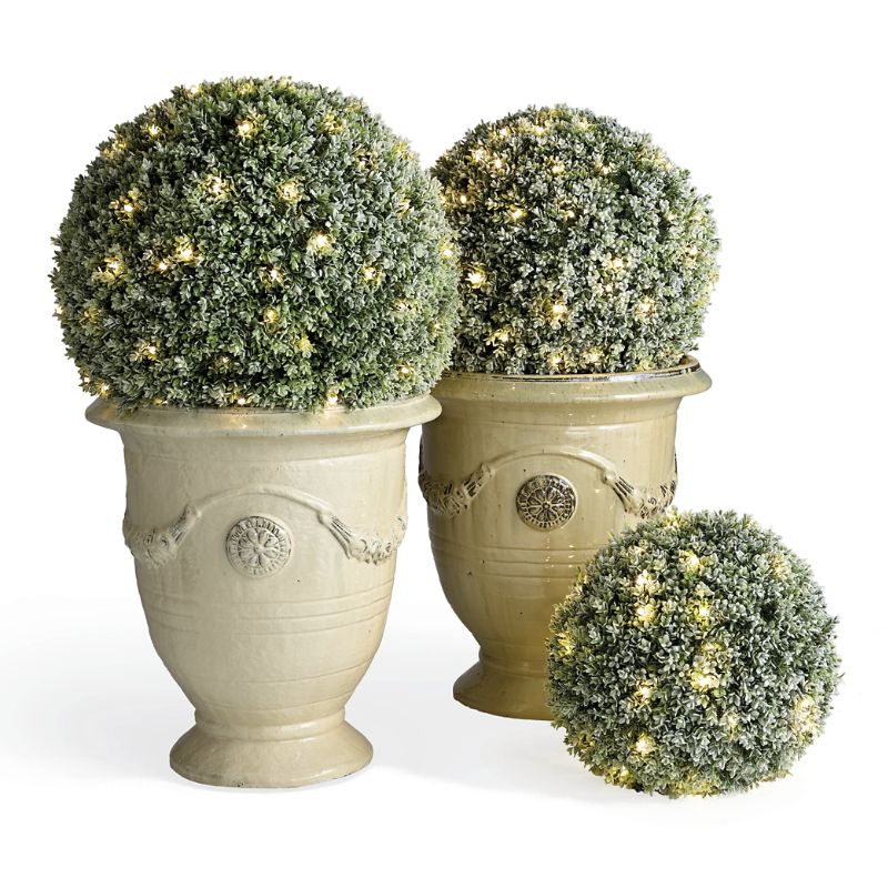 Frontgate Freshly Fallen Led Boxwood Ball