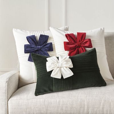 Holiday Bow Velvet Pillow Cover