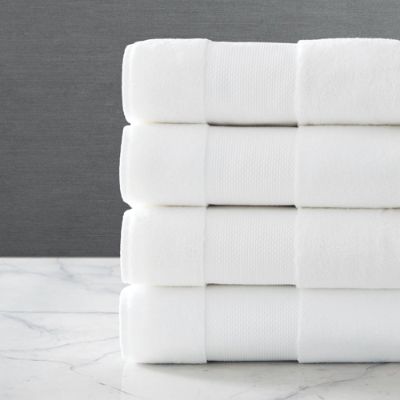Nyah Damask Bath Towels