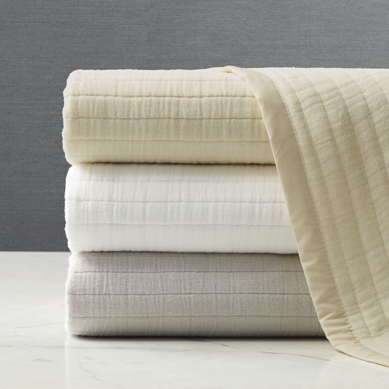 Frontgate Cloud Cotton Gauze Blanket In White