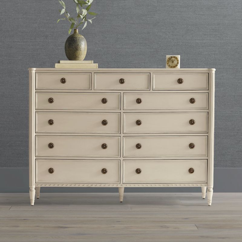 Frontgate Etienne 11-drawer Dresser In French Patina