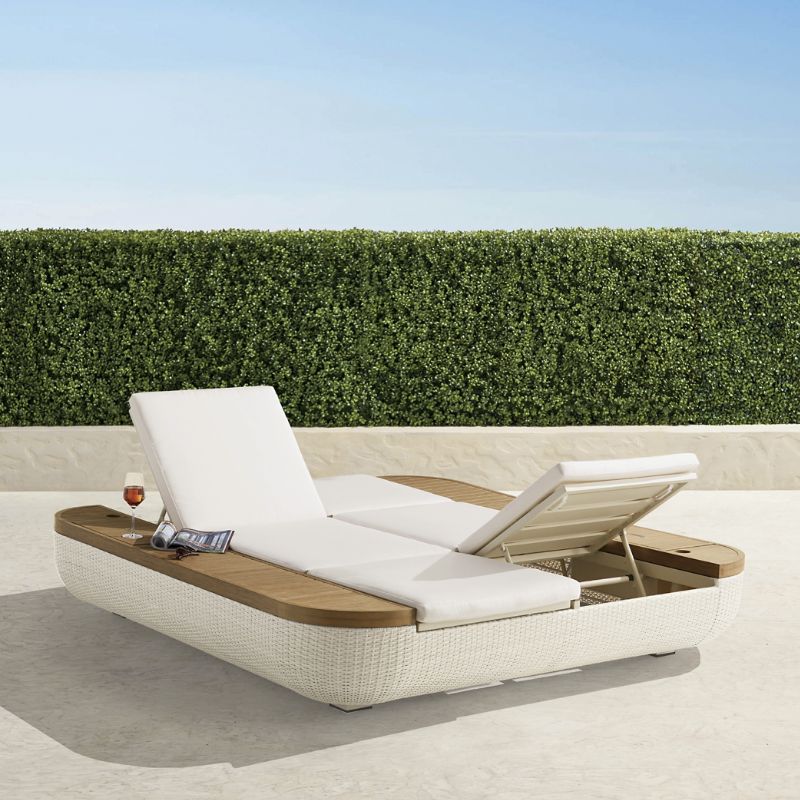 FRONTGATE HANALEI DOUBLE CHAISE LOUNGE WITH CUSHIONS IN IVORY WICKER 