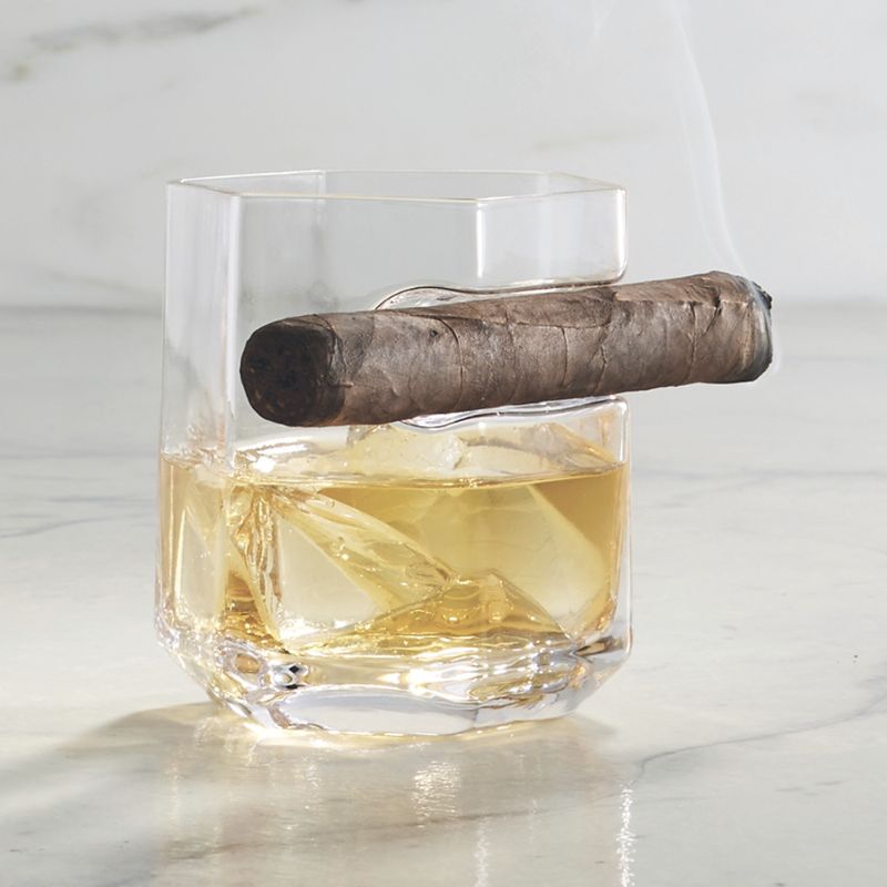 Frontgate Raye Crystal Cigar Glass In Pattern