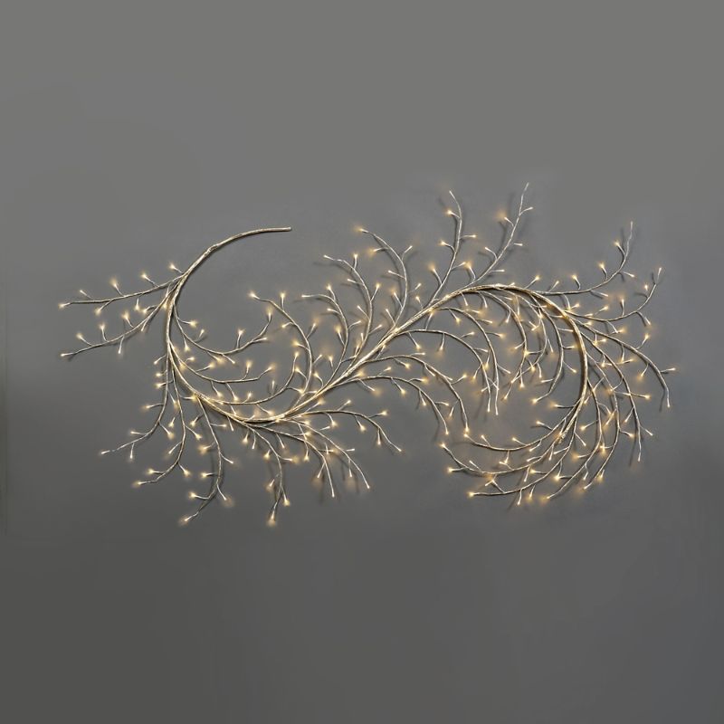 Frontgate 9 Ft. Sparkler Climber Garland In Gold
