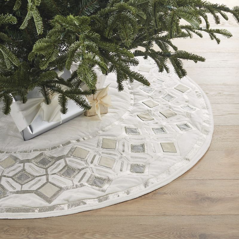 Frontgate Icy Enchantment Tree Skirt In White