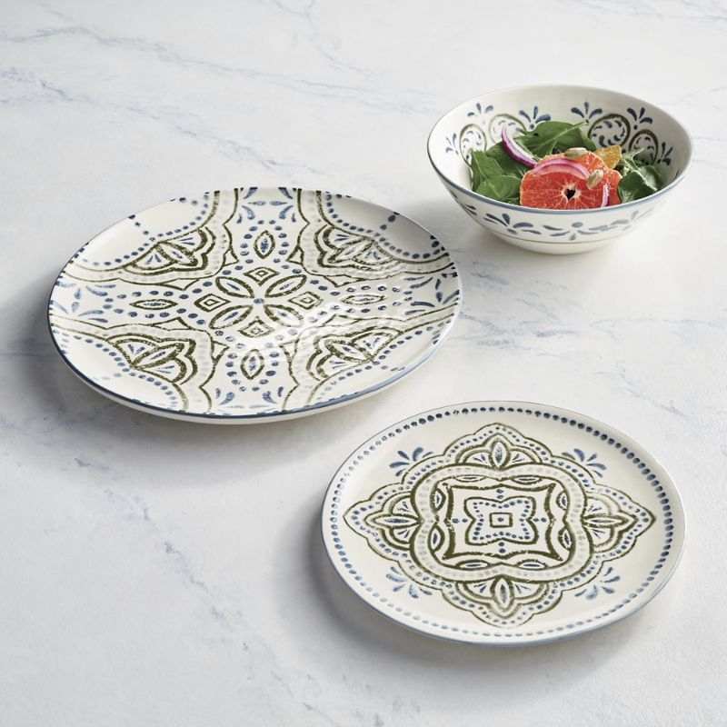 Frontgate Set Of 4 Chef Symon Dinnerware