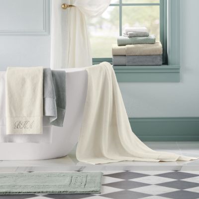 Frontgate Resort Collection™ Border Trim Bath Towels