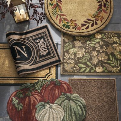 Rugs & Pillows | Frontgate